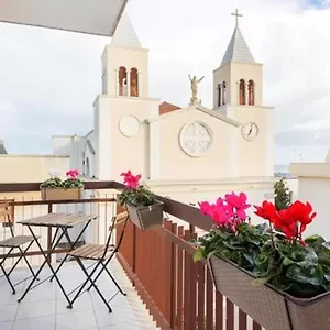 Sea Side Refuge Bari